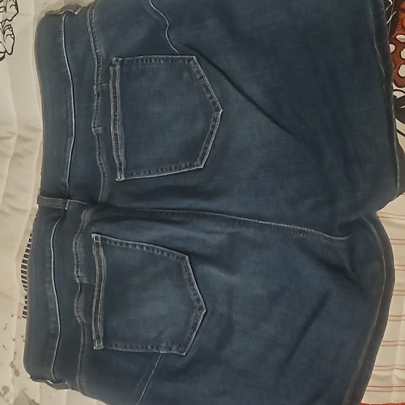 Torrid jean shorts size 14 - Picture 5 of 5